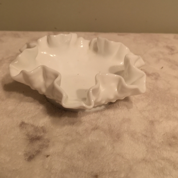 Other - Vintage hobknob milk glass dish